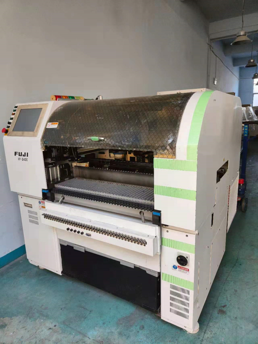 富士XP243多功能贴片机